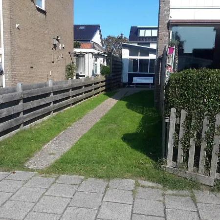 Casa de férias Strandhuussie Texel