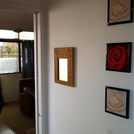 Strandhuussie Texel بيت للعطل دي كوخ